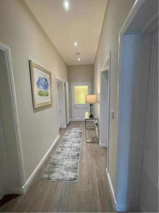 Luxury 2 Bedroom Cottage West Calder Bagian luar foto